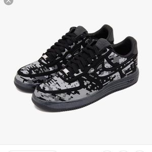 Nike Air Lunar Force Men's Sneakers